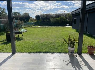 Casa de 4 ambientes, Escobar · Canton Norte - Casa Amplia y Comoda en Venta o Alquiler