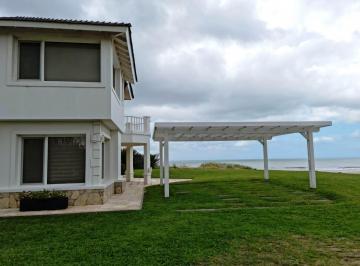 Casa de 5 ambientes, Cariló · A1 - Casa Al Mar en Cariló, Impecable, Excelente. Vistas Panorámicas. -