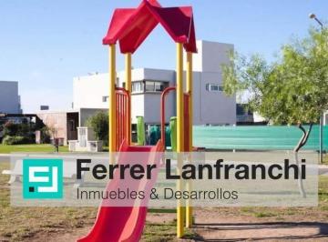 Terreno · 600m² · Lote Central Fondo Espacio Verde - Siete Soles
