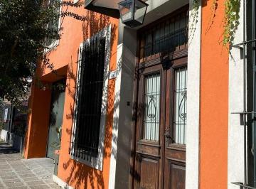 Casa · 200m² · 4 Ambientes · 1 Cochera · Castelar Sur Venta Propiedad 4 Ambientes Totalmente Actualiz