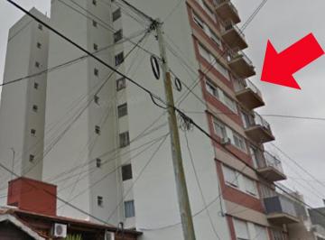 Departamento de 3 ambientes, Berazategui · Departamento 3 Ambientes con Cochera – Berazategui Centro