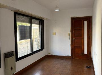 Departamento de 2 ambientes, Quilmes · Departamento 2 Ambientes, con Espacio Para Vehículo, Bernal.