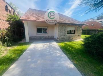 Casa · 135m² · 4 Ambientes · Casa en Venta Country Club Banco Provincia - Oportunidad!