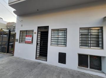 PH · 55m² · 3 Ambientes · PH de 3 Ambientes en Planta Baja Reciclado a Nuevo con Patio en Venta. Villa Martelli