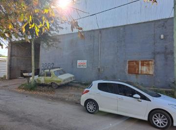 Bodega-Galpón de 6 ambientes, Córdoba · Vendo Galpon Grande en Barrio Los Boulevares 1400 m² + Casa en Mismo Terreno