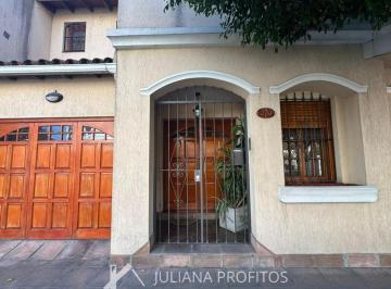 PH · 270m² · 5 Ambientes · 1 Cochera · Venta Casa 5 Ambientes con Patio y Terraza