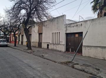 Casa de 7 ambientes, Córdoba · Excelente Oportunidad Comercial en Corredor 24 de Septiembre – Ideal Locales