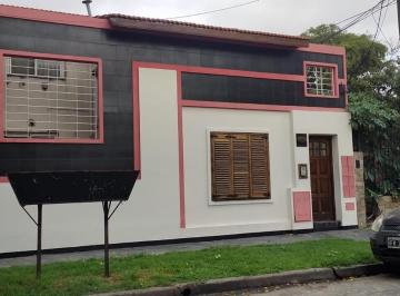 PH · 82m² · 3 Ambientes · Venta de PH 3 Ambientes con Patio en Bernal Oeste
