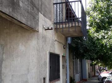 Casa · 50m² · 2 Ambientes · Venta - Casa en Planta Baja - 1 Dormitorio y Garage - Belgrano - Rosario