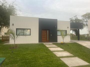 GLE-GLE-935_2 · Casa 4 Ambientes. | Greenville Polo Resort - Berazategui