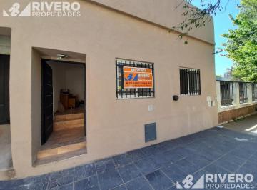 Casa · 70m² · 3 Ambientes · Casa en Venta en Moron Sur