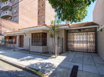 Casa · 220m² · 7 Ambientes · 2 Cocheras · Casa Alto Nivel Royo Inmobiliaria Barrio Sur
