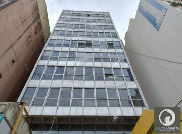 Oficina comercial · 240m² · 6 Ambientes · 4 Cocheras · Oficina Venta Amplios Espacios Ubicada en La Peatonal Cordoba Microcentro Rosario
