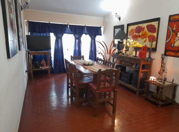 Casa de 3 ambientes, Córdoba · Casa en Venta - B° Rosedal - Usd $76.500 - Apta Crédito
