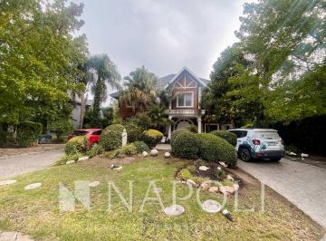 NNI-NNI-2050_2 · Venta Casa en Saint Thomas Sur Canning
