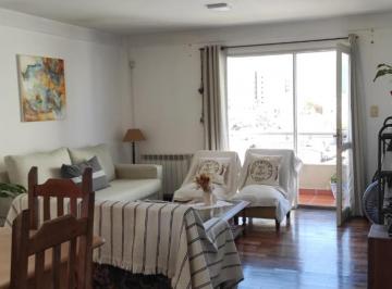 Departamento · 80m² · 3 Ambientes · 1 Cochera · Alquilo Depto 2 Dor Calle Bolivar 475