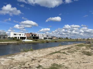 Terreno · 779m² · Venta de Lote Al Agua en Riberas Puertos de Lago Escobar con Financiación