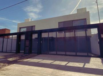 Casa · 100m² · 4 Ambientes · 2 Cocheras · Venta Casa Duplex Tierra Nueva Fisherton 3 Dormito