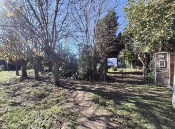 Quinta vacacional · 65m² · 2 Ambientes · Venta Casaquinta Sobre 4 Lotes en Bosques, Florencio Varela