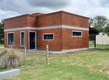 MRE-MRE-2043_2 · Casa en Venta en Chascomus Lomas Altas