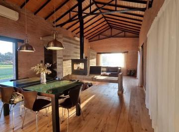 Casa de 5 ambientes, La Plata · Casa en Venta Villa Elisa Sobre Lote de 10600 m² (Con Posibilidad de Subdividir Hectáreas)