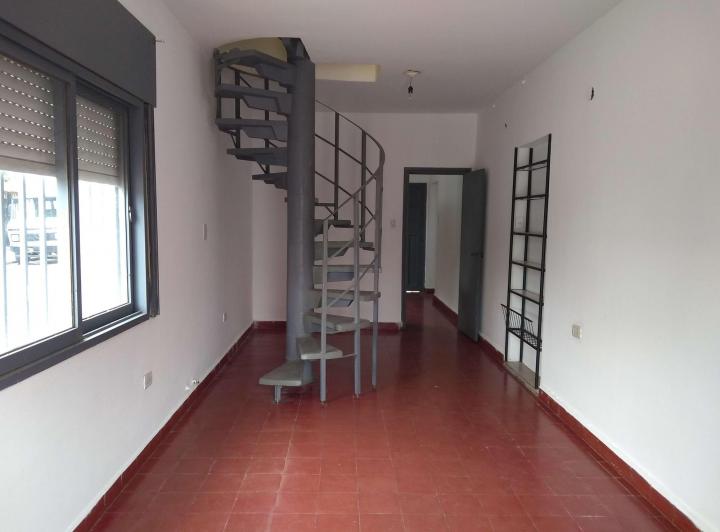 Departamento · 70m² · 2 Ambientes · 1 Cochera