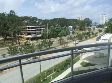Foto1 · Apartamento en Venta de 2 Dorm. en Ocean Drive, Punta del Este.