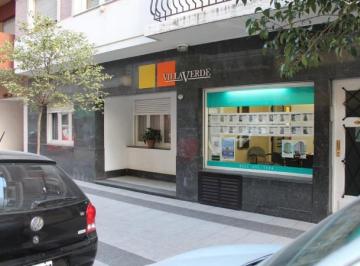 Departamento · 76m² · 3 Ambientes · Departamento a La Calle 3 Ambientes C/local Comercial Lindero