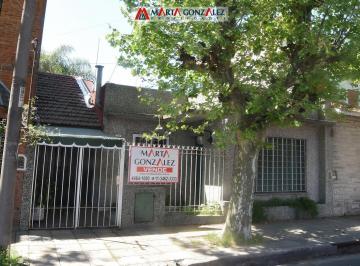 Casa · 150m² · 3 Ambientes · 1 Cochera · Excelente Casa Lote Propio 3 Cdras Estacion!