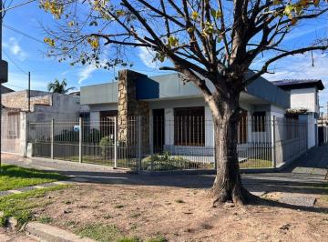 SER-SER-4212_2 · Venta de Casa 3 Ambientes, Quilmes, Quilmes Oeste.