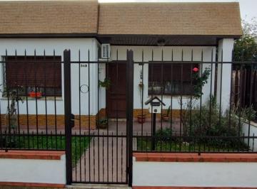 Casa de 8 ambientes, Lomas de Zamora · Venta de Casa en Temperley, a Pocas Cuadras de Av Espora, Casa y Departamento