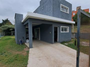 Casa de 5 ambientes, Salsipuedes · Venta - Apto Credito Salsipuedes 2 D. 2 Baños - Cochera P/2 Autos - Galería C/asador