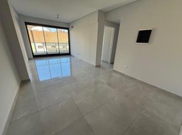 Departamento · 45m² · 2 Ambientes · 1 Cochera · Departamento - Flores