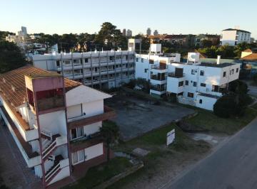 DEI-DEI-305_2 · Complejo de Departamentos en Venta