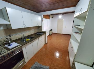 PH · 40m² · 2 Ambientes · PH 2 Ambientes Al Medio