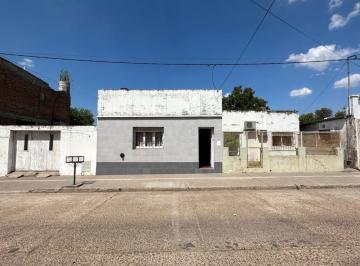 Casa · 105m² · 2 Dormitorios · 1 Cochera · Casa en Gualeguaychú