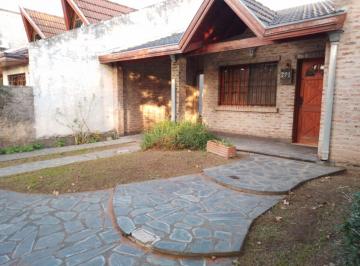 Casa de 4 ambientes, Esteban Echeverría · Casa 3 Dorm. Venta Apta Credito