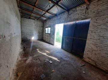 Bodega-Galpón · 420m² · Galpón Sobre Blas Parera