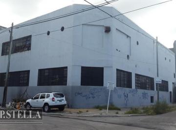 Bodega-Galpón · 1628m² · Vende Depósito / Galpon 1628 m² Cubiertos - Actualmente Alquilado - Lomas del Mirador
