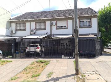 Casa · 72m² · 4 Ambientes · 1 Cochera · Duplex 4 Amb. de 72 m² C/ Garage y Patio - Ramos Mejia