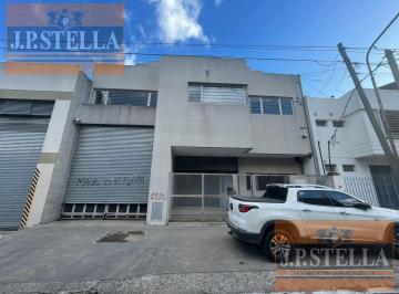 Bodega-Galpón · 1100m² · Galpón Industrial 2 Plantas 1.100 m² C/ Oficinas y Vestuarios - San Justo
