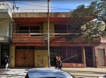 Casa · 466m² · 5 Ambientes · 1 Cochera · Casa 4 Amb. en Pa C/ Garage y Oficina en Pb. 466 m² Cub. - S. Justo (Ctro)