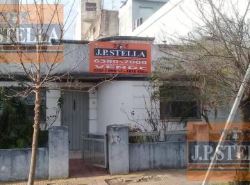 Casa · 67m² · 2 Ambientes · Casa 2 Amb 67 m² C/ Patio - Alquilada Ideal Inversor - S. Justo (Ctro)