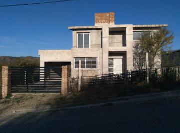 Casa · 244m² · 3 Dormitorios · 2 Cocheras · Casa a Terminar Balcones de Playa de Oro - San Antonio|fv