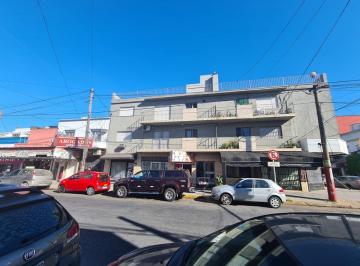 Departamento · 40m² · 2 Ambientes · Departamento 2 Amb. Al Frente - 2º Piso X Escalera - S. Justo (Ctro)