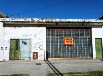 Casa · 140m² · 2 Ambientes · Vendo en Paso del Rey 2 Locales con Vivienda