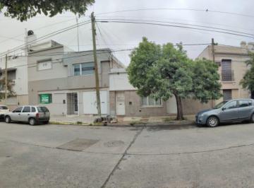Departamento de 3 ambientes, Córdoba · A. Cba - Baigorri 500 - (Ph) 2 Dor, L/c, Coc, Bño, Ptio - $200 m - Sin Exp -