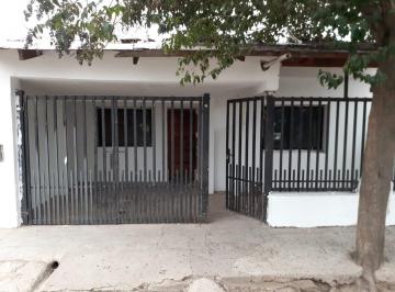Casa de 10 ambientes, Córdoba · Tu Proxima Casa! 2 Dor + Patio con Galeria + Asador + Comedor + Living