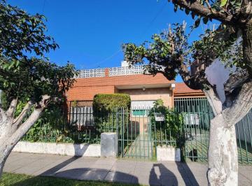 JAP-JAP-1683_2 · Venta de Casa 3 Amb C/cochera en Isidro Casanova