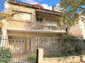 Casa de 5 ambientes, La Matanza · Casa de 5 Ambientes Centrica // Belgrano 524